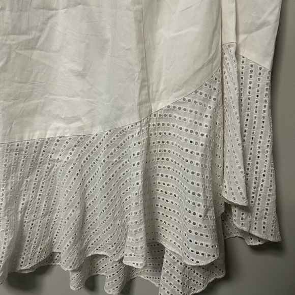 Club Monaco Asymmetrical White Skirt - Picture 4 of 4
